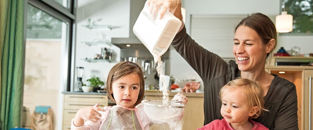 Overcome fussy eating - involve child in meal prep