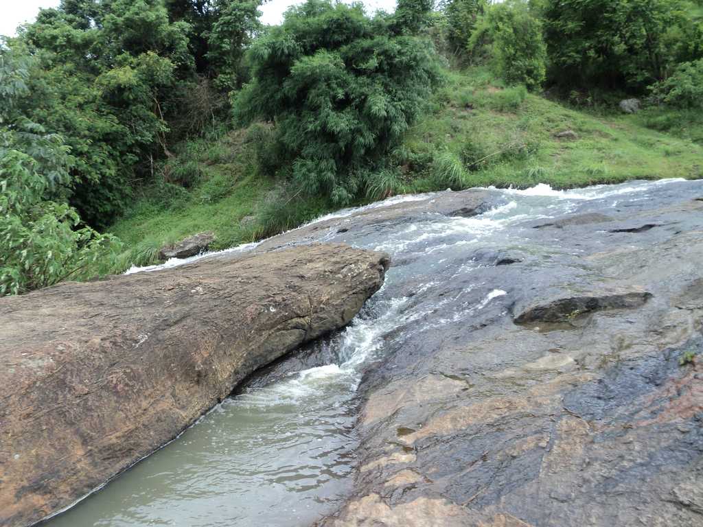 Pandikuzhi Kerala